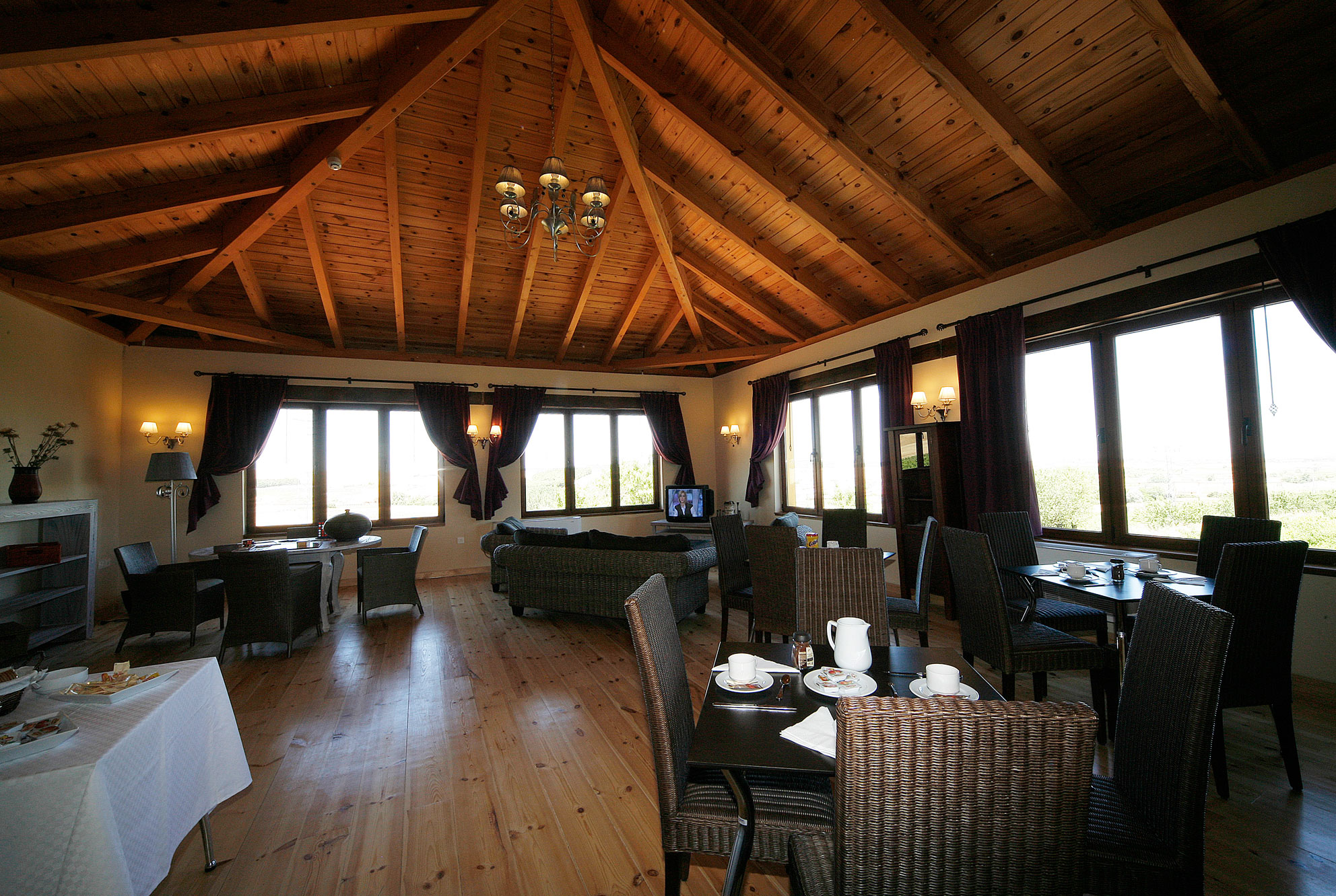 El Cuento - Centro de Turismo Rural en Mucientes, habitaciones con encanto